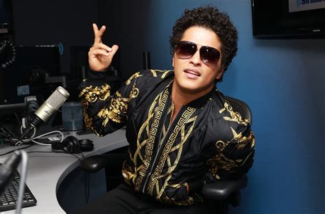 vestiti versace bruno mars|versace bruno mars meaning.